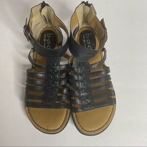 b.o.c | Black Zipper Back Shoes